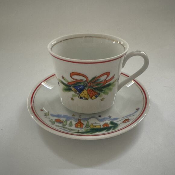 Vintage 4pc Set Salem China Christmas Eve Teacups and Saucers Holiday Dinnerware - Picture 3 of 10